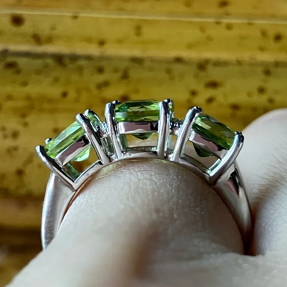 Natural Peridot Sterling Silver Ring Size 6